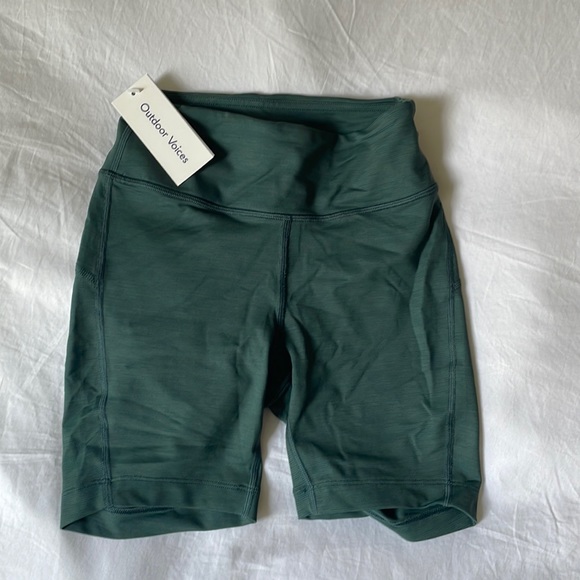 Outdoor Voices Pants - Outdoor voices shorts with tags